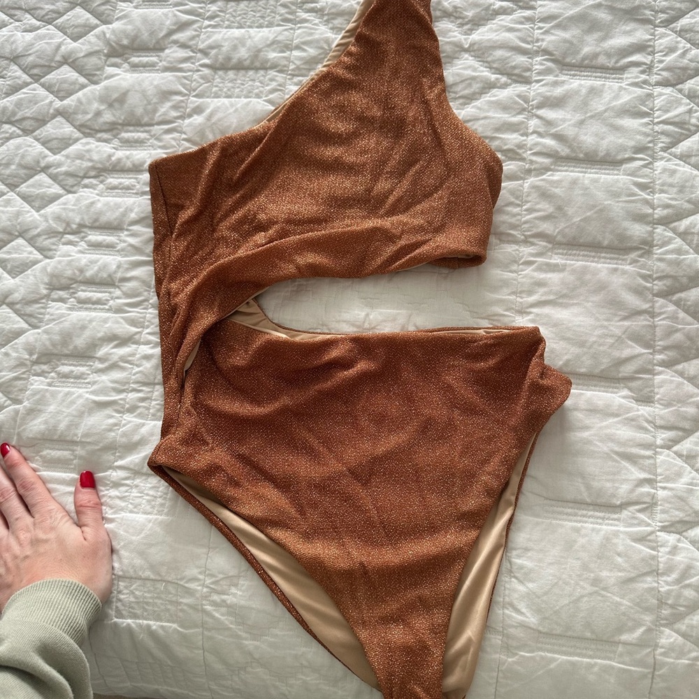 One-Shoulder Beach Riot Swimsuit